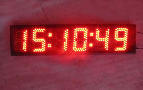 5 Semi-Outdoor LED Wall Clock Ultra-brightness Hours Minutes Seconds Style